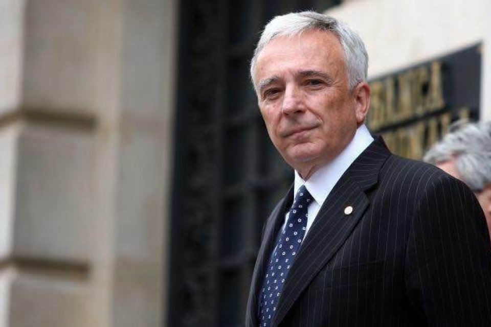 Mugur Isărescu avertizează asupra unui nou val de scumpiri. Guvernatorul BNR spune că inflația ar putea urca până la 11%
