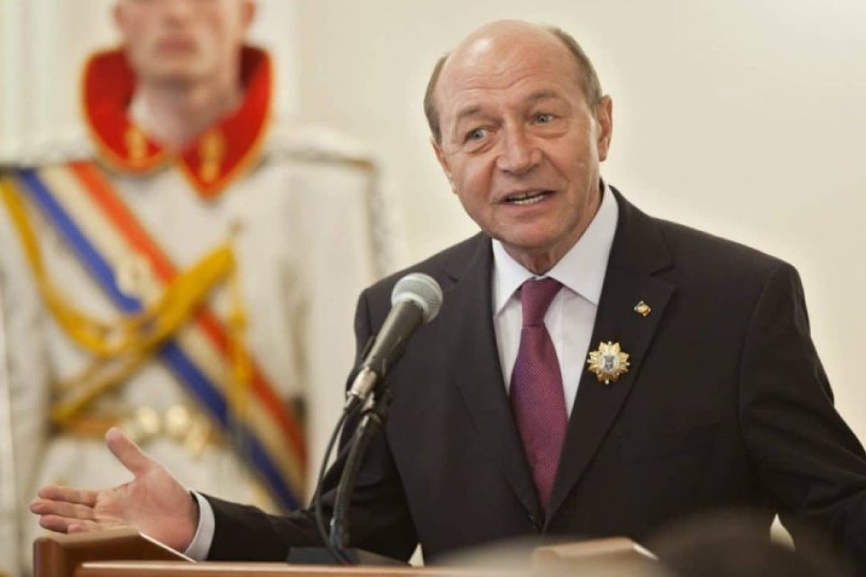 Mesajul lui Traian Băsescu după înfrângerea lui Viktor Orbán: ”Tandemul Donald Trump - Vladimir Putin a fost bătut măr de poporul maghiar”