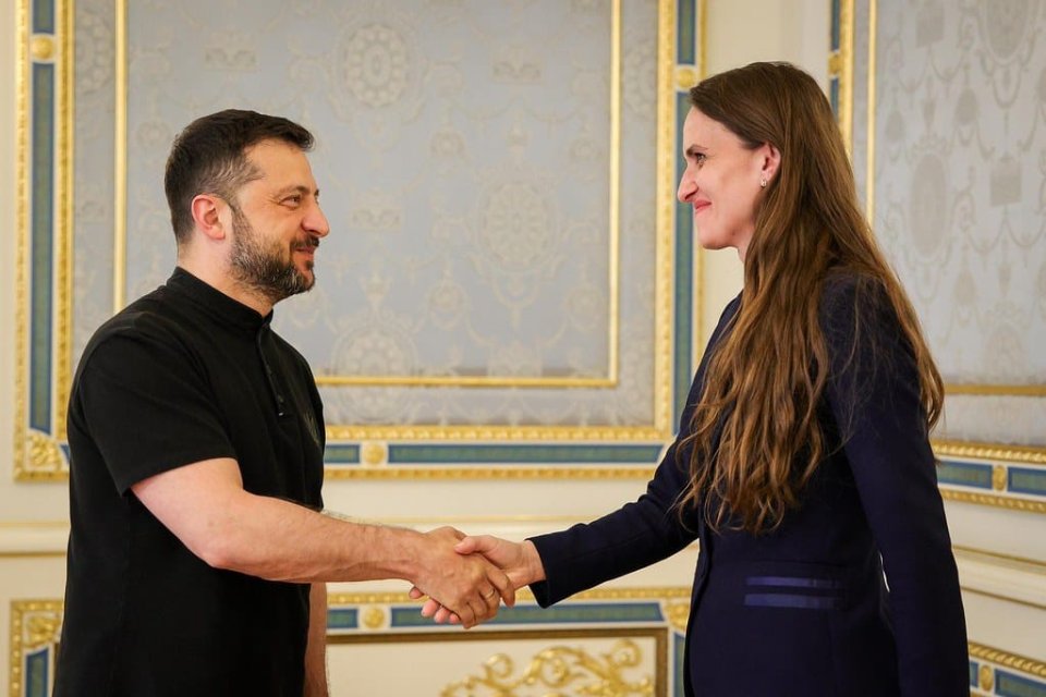 Mesaj al ministrului de Externe la patru ani de la începutul războiului din Ucraina. Oana Țoiu: ”Artileria nu a atins doar literele, ci și copii, preoți, soldați”