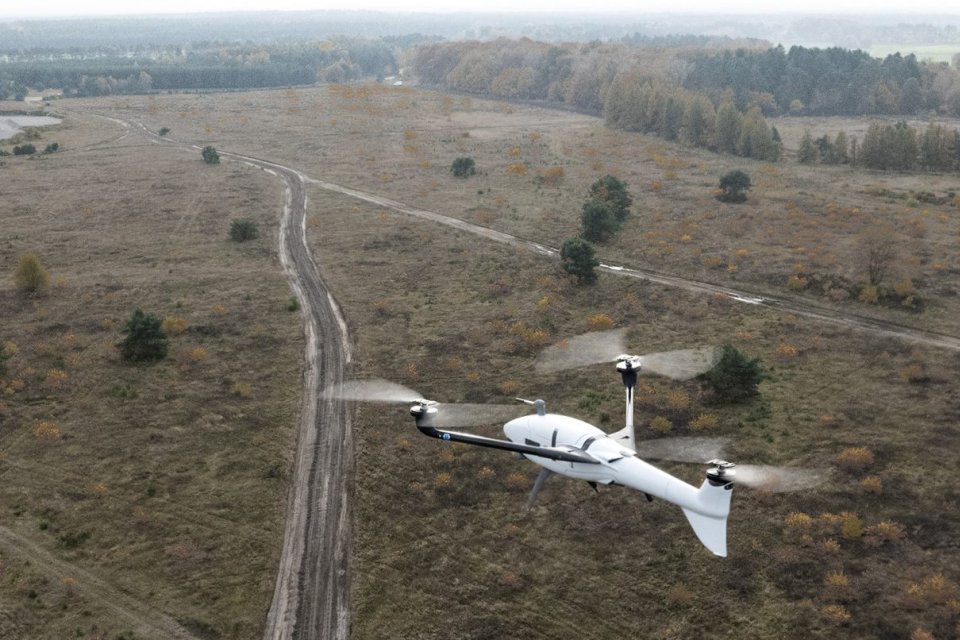 Ministerul Apărării a cumpărat drone de 30,7 milioane de euro prin programul SAFE. De când vor putea fi folosite