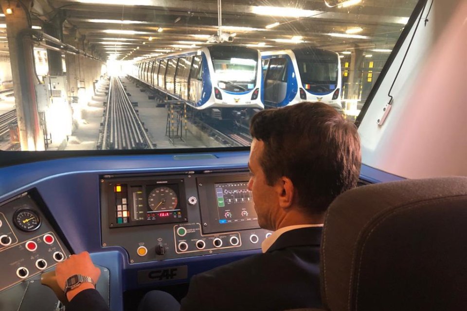 Cum a reușit Metrorex să salveze plata salariilor, după ce Alstom i-a pus poprire pe conturi