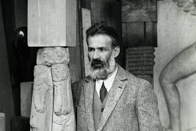 Personalitatea zilei 19 februarie: Constantin Brâncuși, românul care a reinventat sculptura modernă